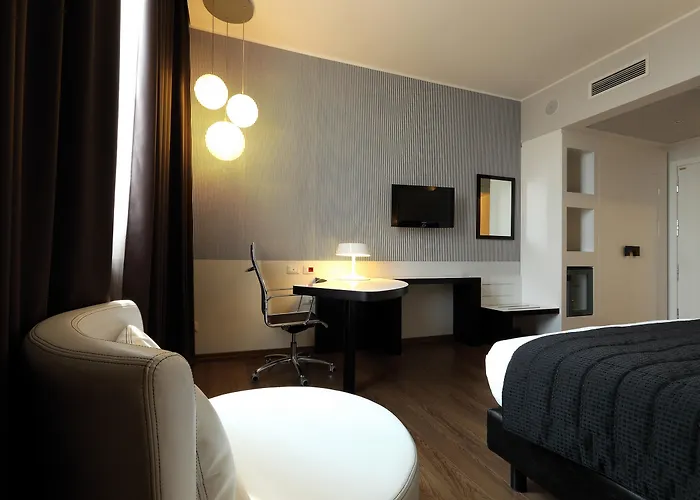 Holiday Inn Genoa City By IhgAlbergo